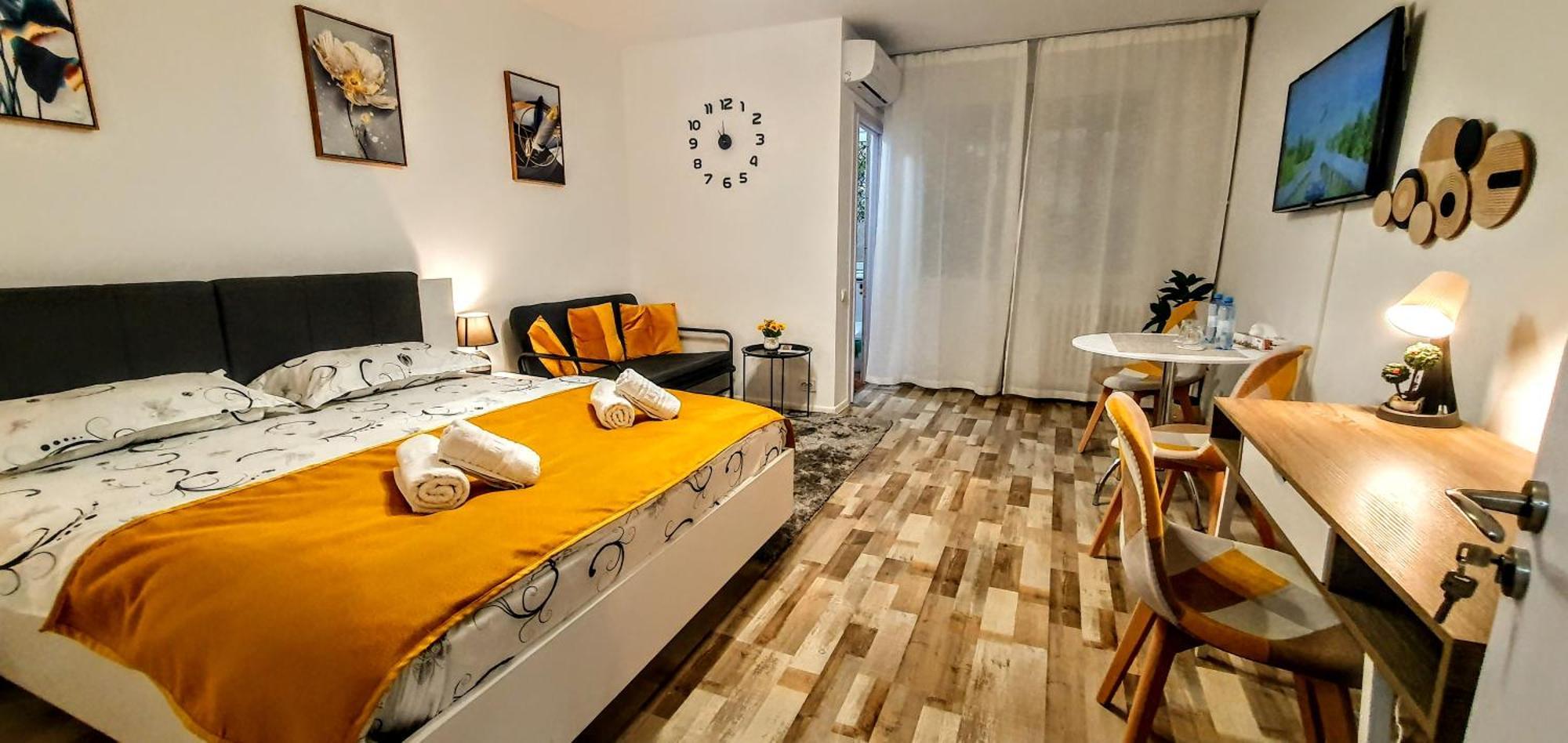 The Yellow King - Luxurious Apartment Bukareszt Zewnętrze zdjęcie